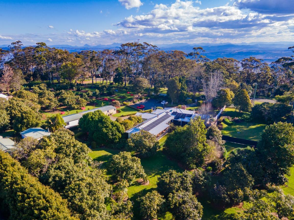 Camelot Boutique Accommodation Mount Tamborine Exterior photo