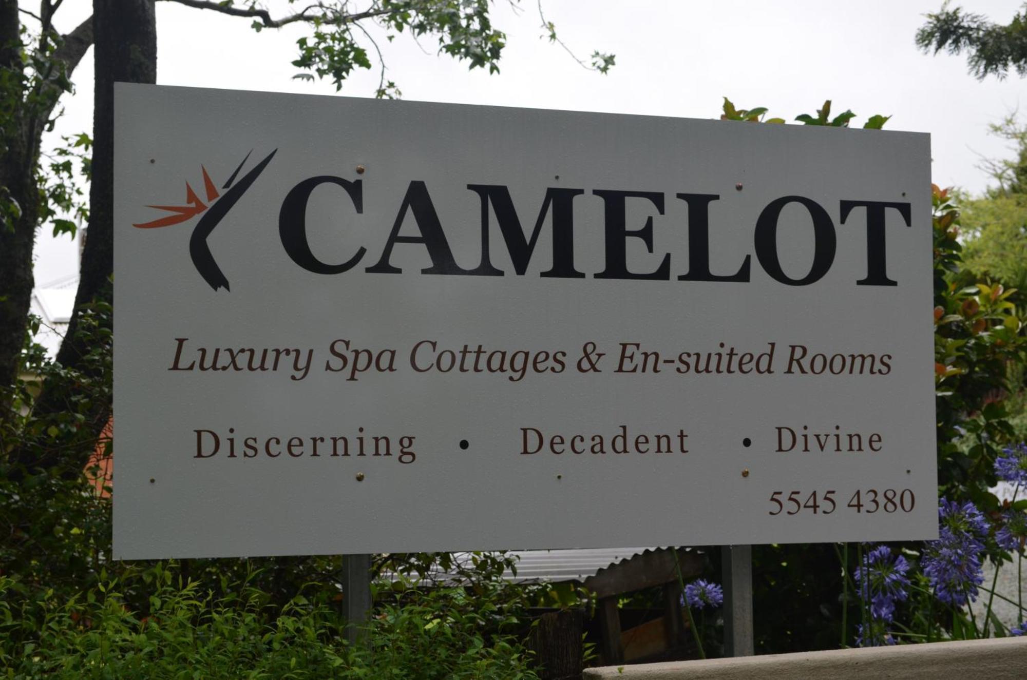 Camelot Boutique Accommodation Mount Tamborine Exterior photo