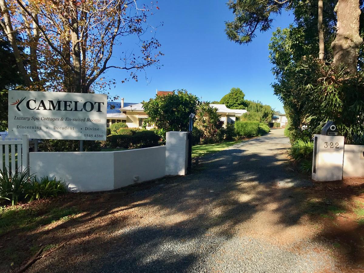 Camelot Boutique Accommodation Mount Tamborine Exterior photo