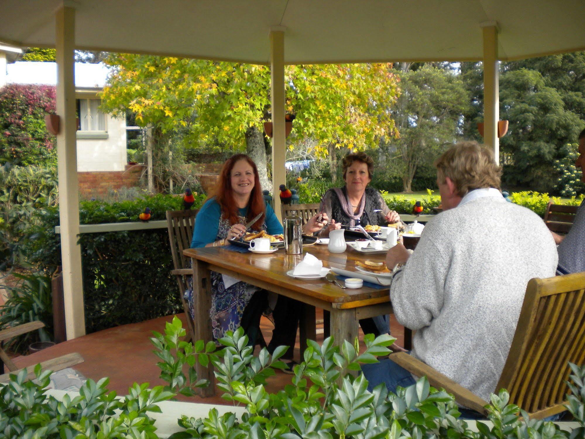 Camelot Boutique Accommodation Mount Tamborine Exterior photo